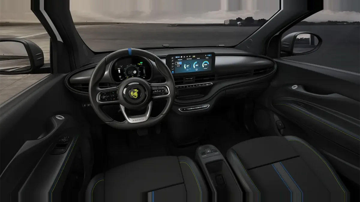 Abarth 500e 42kWh en renting — Delantera