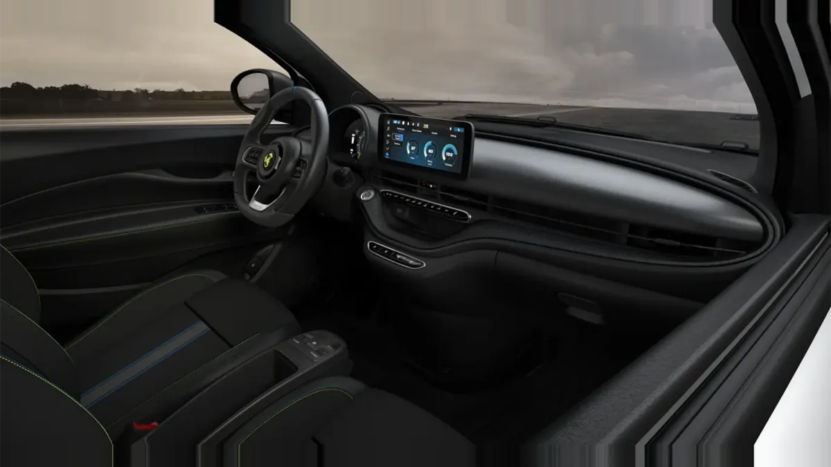 Abarth 500e 42kWh en renting — Interior