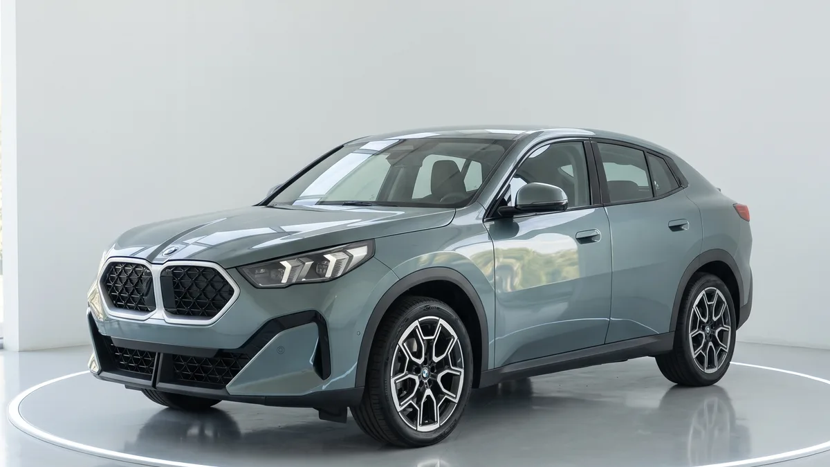 BMW X2 sDrive 20iA 170CV en renting
