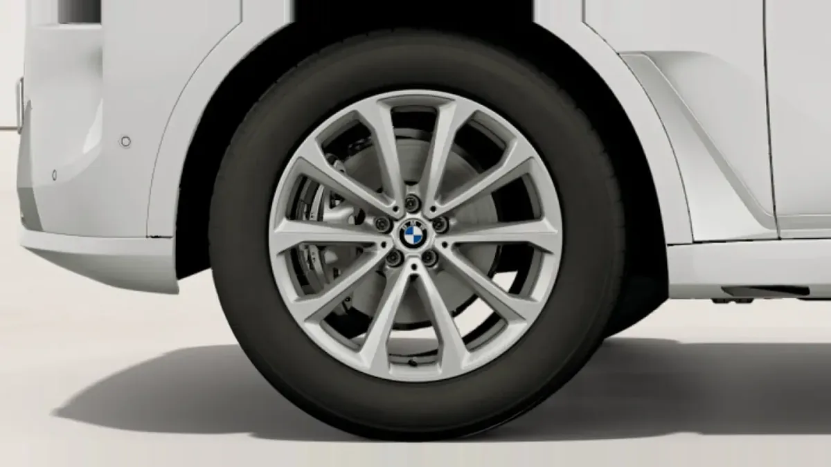 BMW X7 xDrive40i en renting — vista 6