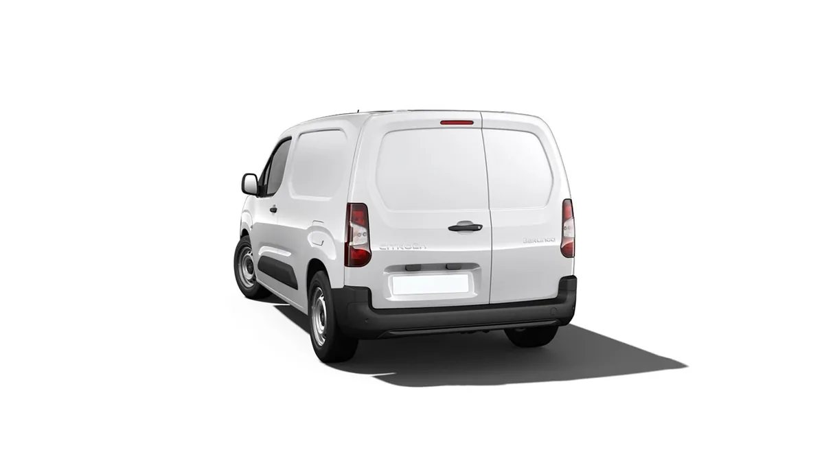 Citroën Berlingo Talla M BlueHDI 100cv van en renting — Delantera