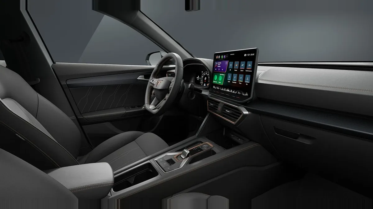 CUPRA Formentor eTSI 1.5 110kW (150CV) DSG 7vel. en renting — Interior