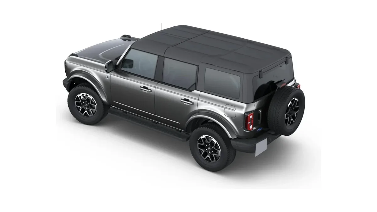 Ford Bronco Outer Banks 2.7 Ecoboost 335CV Automático 4x4 en renting — Trasera