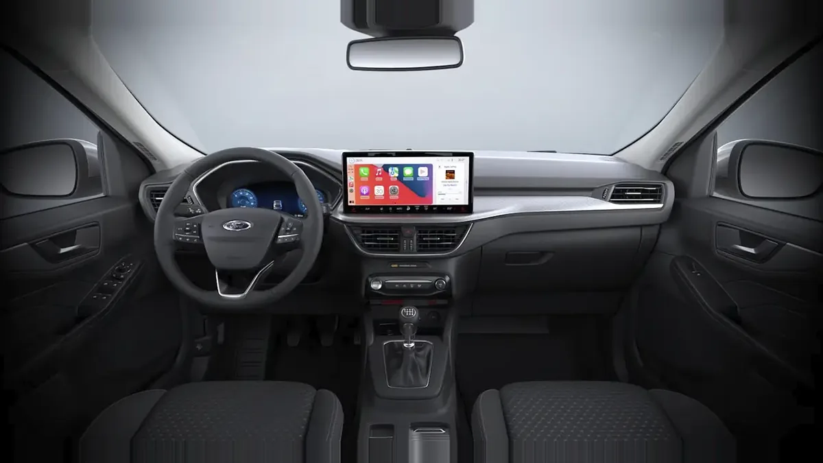 Ford Kuga Titanium 1.5 Ecoboost 150CV II en renting — Delantera