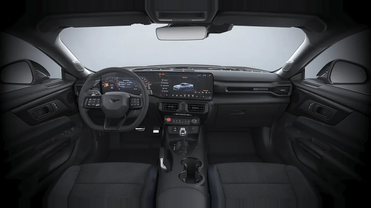 Ford Mustang 5.0 Ti-VCT V8 Mustang Dark House AT en renting — Delantera