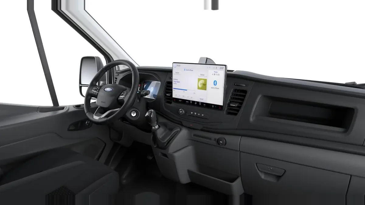 Ford TRANSIT 350 L2 Trend N1 EcoBlue 96kW FWD en renting — Delantera