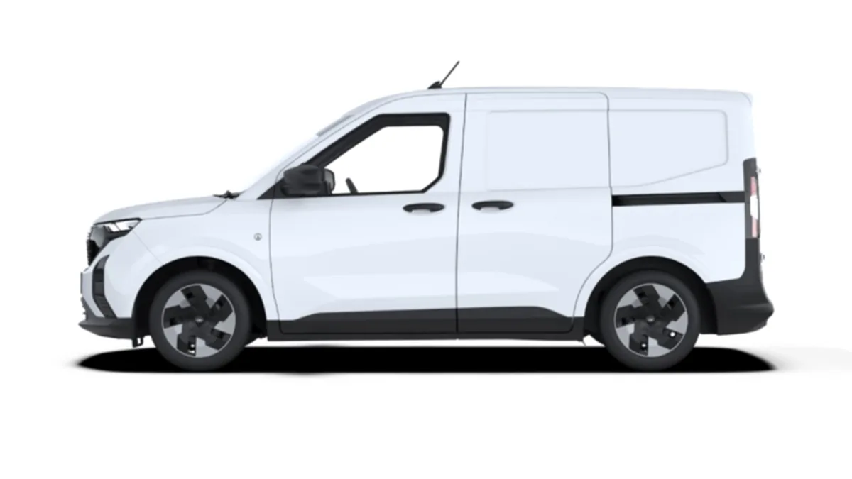 Ford Transit Courier Van Trend BEV 136cv Automática II en renting — Lateral