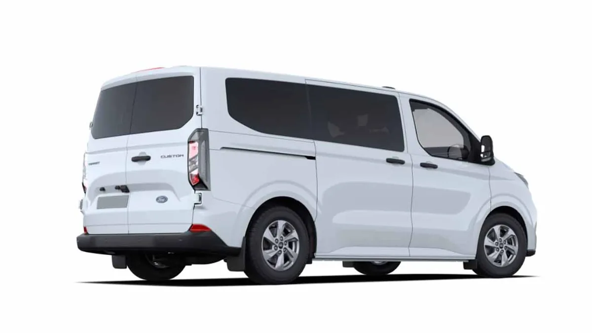 Ford Transit Custom Kombi 2.0 EcoBlue 150Cv 320 L1 Trend M1 II en renting — Trasera