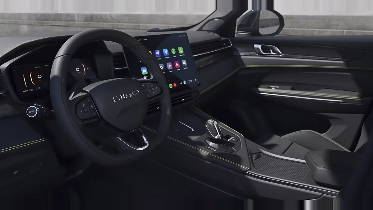 Lynk & Co 01 1.5 PHEV Core en renting — Delantera