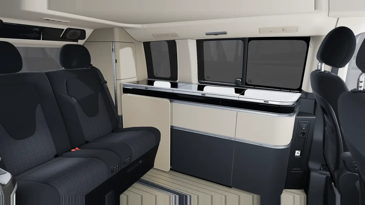 Mercedes-Benz Clase V Marco Polo 300d en renting — vista 6