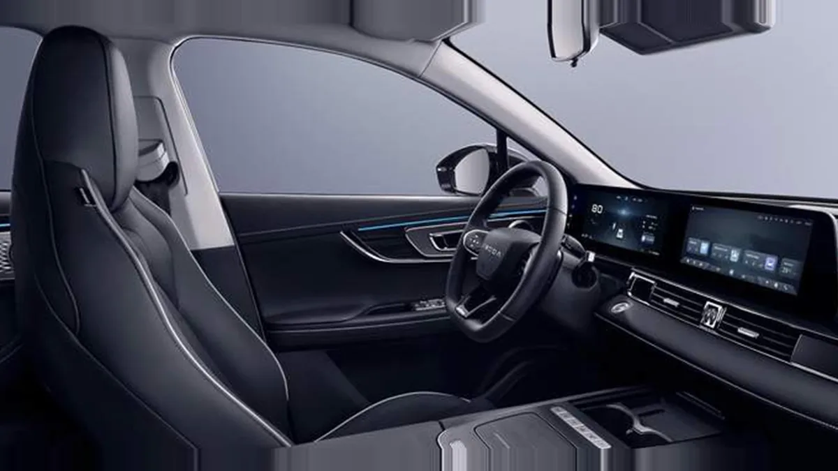 Omoda 5 EV 61kWh Pure 155kW en renting — Trasera