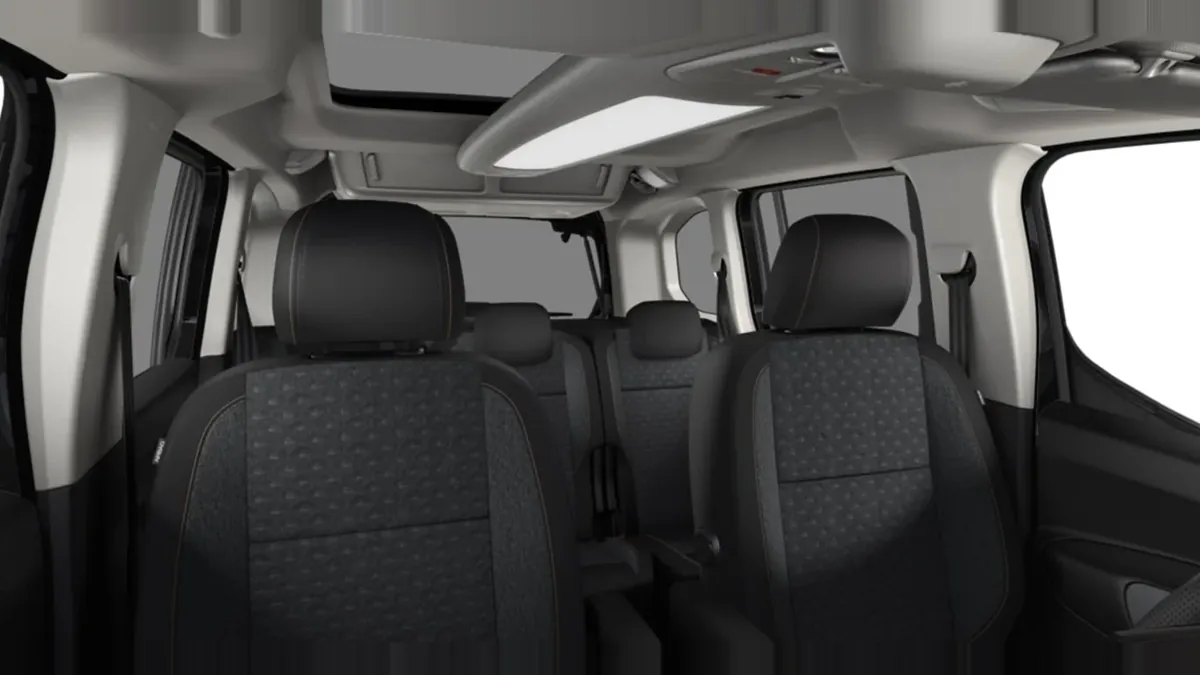 Peugeot Rifter 5P GT BlueHDi 130 EAT8 Standard en renting — Interior