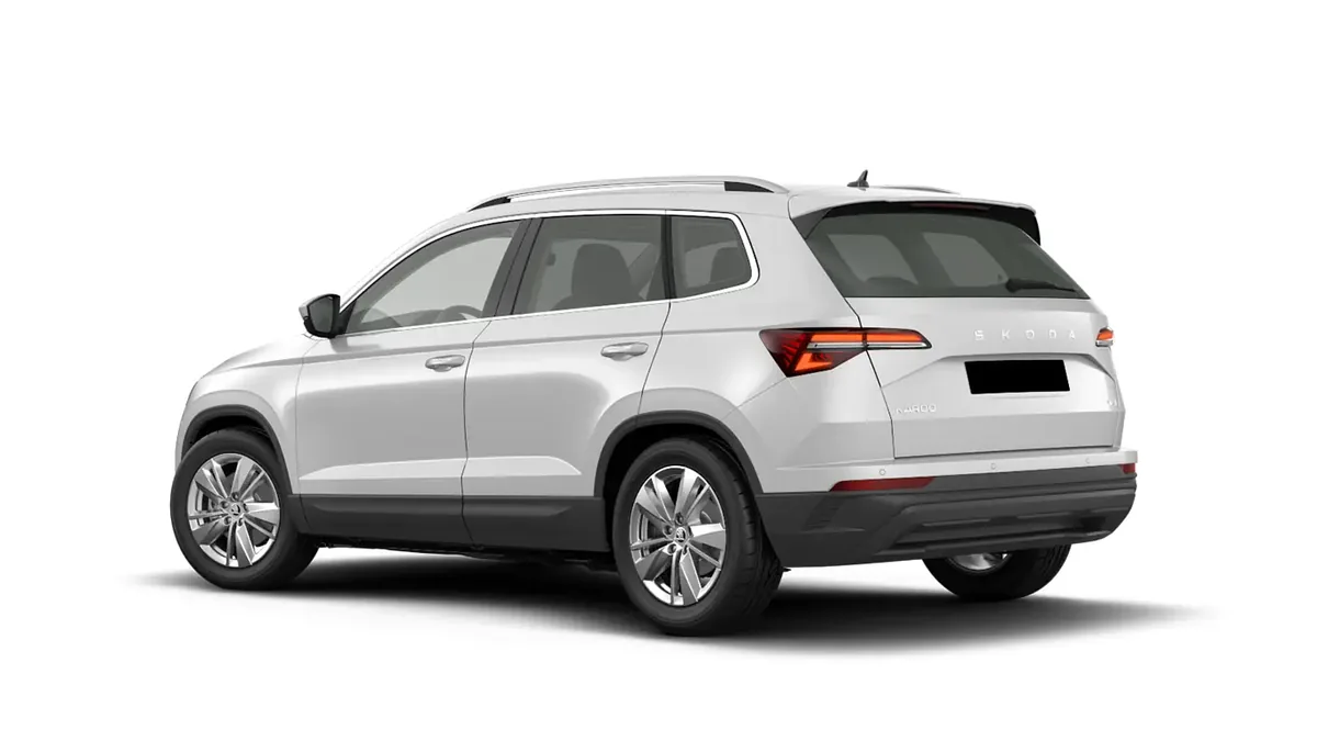 Škoda Karoq Selection 2.0 TDI 150cv 4x4 DSG en renting — Delantera