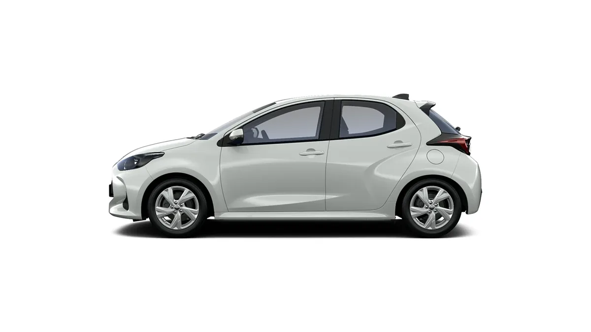 Toyota Yaris 120H 116CV Active en renting — Interior